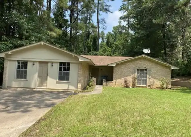 Property at 1529 Shelton Dr, Nacogdoches, TX, 75965, 4 beds, 2 baths, [object Object]
