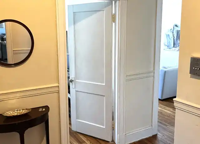 Property at 1560 Commonwealth Ave #7, Brighton, MA, 02135, 2 beds, 1 bath, [object Object]