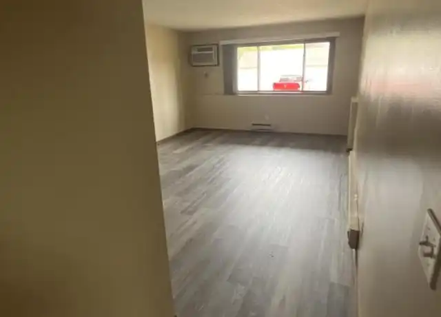 Property at 1404 Greene St Unit 26, Adel, IA, 50003, 2 beds, 1 bath, [object Object]