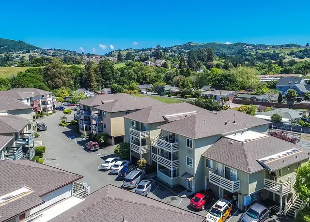 Photo of 4935 San Pablo Dam Rd, El Sobrante, CA 94803