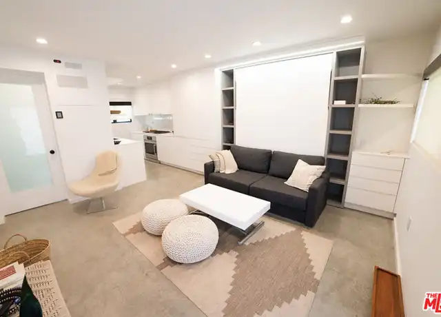 Property at 14 Brooks Ave #2, Venice, CA, 90291, 0 beds, 1 bath, [object Object]