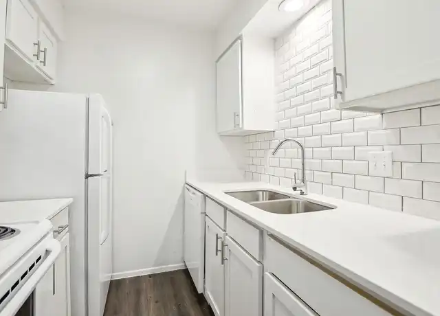 Property at Jewel Apartment Homes - 1616 Royal Crest Dr, Austin, TX, 78741, 1 bed, 1 bath, [object Object]