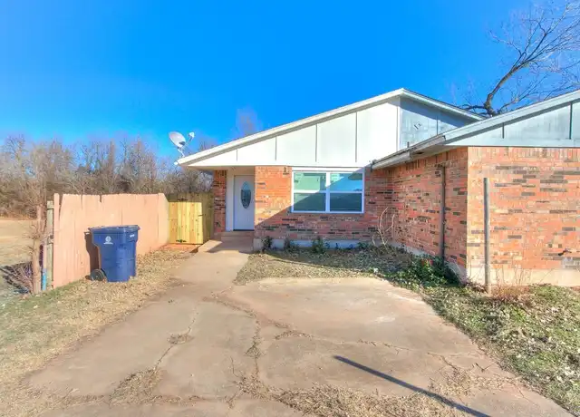 Property at 4602 Creek Ct, Oklahoma City, OK, 73135, 3 beds, 2 baths, [object Object]