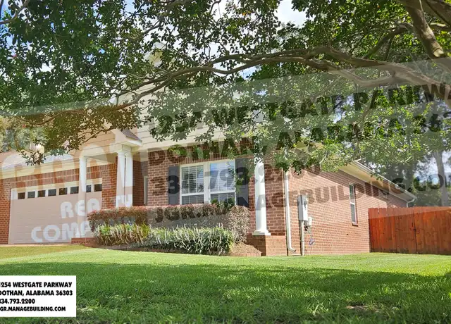 Property at 302 Petersburg Ct, Dothan, AL, 36305, 3 beds, 2 baths, [object Object]