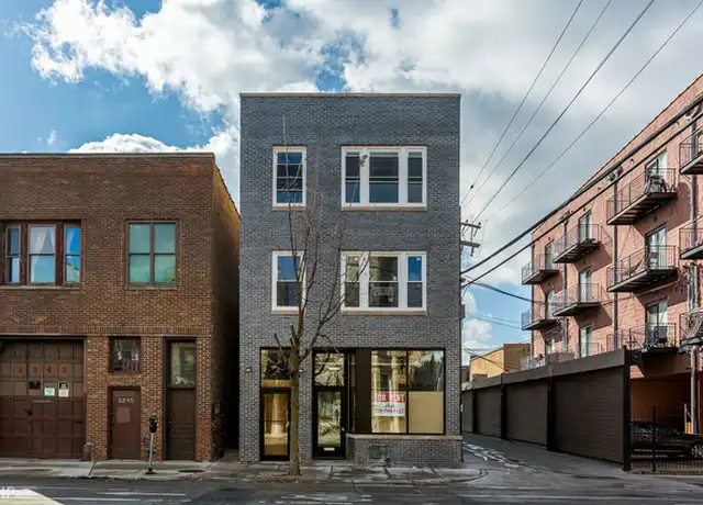 Property at 2347 W Taylor St, Chicago, IL, 60612, 2 beds, 1 bath, [object Object]