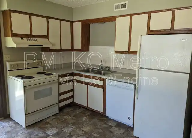 Property at 1012 NE Lindsay Ave Unit A, Lees Summit, MO, 64086, 2 beds, 1 bath, [object Object]