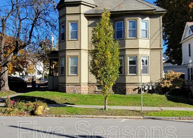 Property at 75 Loomis St Unit 1, Burlington, VT, 05401, 2 beds, 1 bath, [object Object]