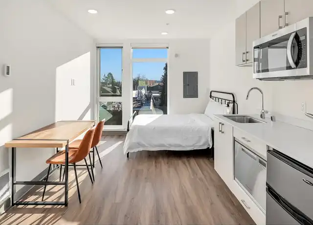 Property at Fifty-Two Apartments - 4710 20th Ave NE, Seattle, WA, 98105, 0 beds, 1 bath, [object Object]