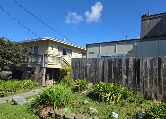 Property at 1905 Lowell St, Eureka, CA, 95501, 1 bed, 1 bath, [object Object]