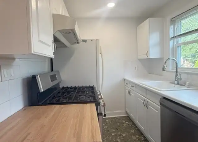 Property at 747 Linden Ave Unit 2, Rahway, NJ, 07065, 2 beds, 1 bath, [object Object]