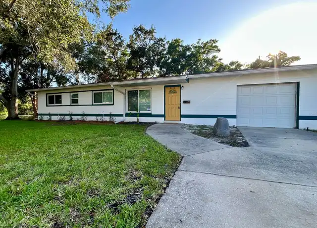 Property at 6876 17th St N, Saint Petersburg, FL, 33702, 4 beds, 2 baths, [object Object]