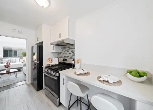 Property at 617 Cedar Ave #11, Long Beach, CA, 90802, 0 beds, 1 bath, [object Object]
