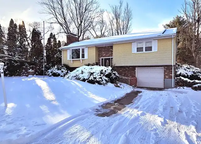 Property at 74 Locust Ave Unit 2, Southbridge, MA, 01550, 1 bed, 1 bath, [object Object]
