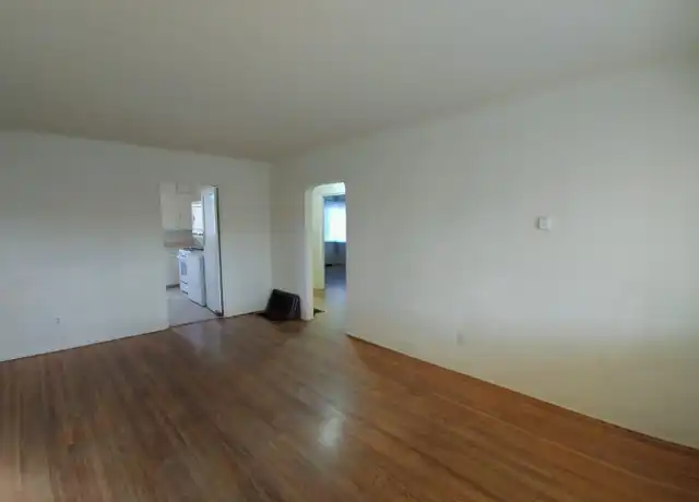 Property at 4108 Mesa Verde Ave NE Unit 3, Albuquerque, NM, 87110, 2 beds, 1 bath, [object Object]