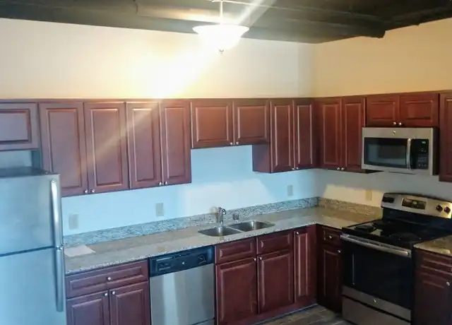 Property at 2022 N Ferry St Unit 2-226, Anoka, MN, 55303, 1 bed, 1 bath, [object Object]
