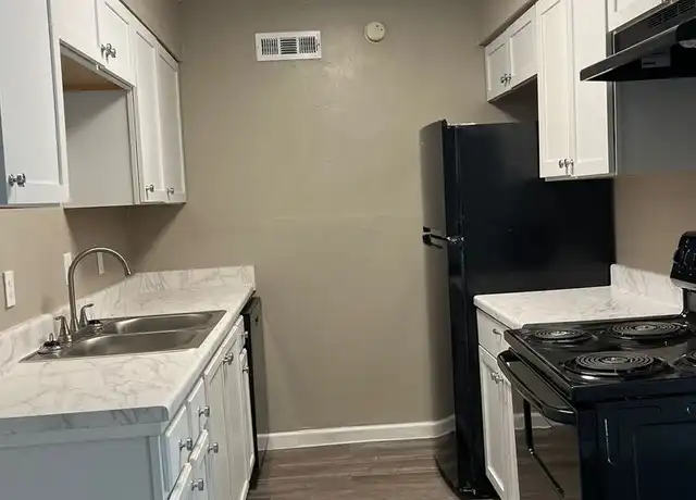 Property at 5623 S Peoria Ave Unit 5623C-P, Tulsa, OK, 74105, 2 beds, 1 bath, [object Object]
