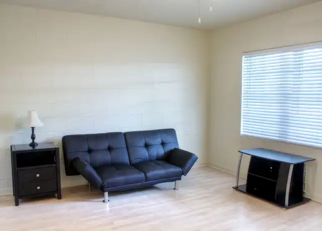 Property at 1222 NW 8th Ave Unit 4, Gainesville, FL, 32601, 1 bed, 1 bath, [object Object]