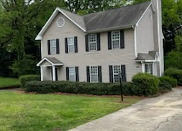 Property at 826 Selwyn Place Rd, Charlotte, NC, 28209, 2 beds, 2.5 baths, [object Object]