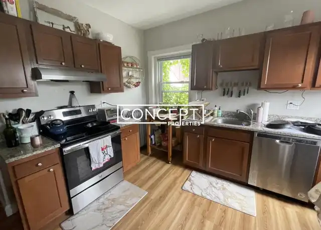 Property at 902 Massachusetts Ave, Cambridge, MA, 02139, 1 bed, 1 bath, [object Object]