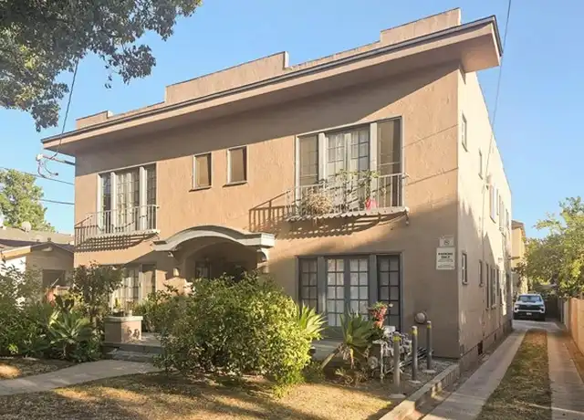 Property at 1134 E Chestnut St, Glendale, CA, 91205, 1 bed, 1 bath, [object Object]