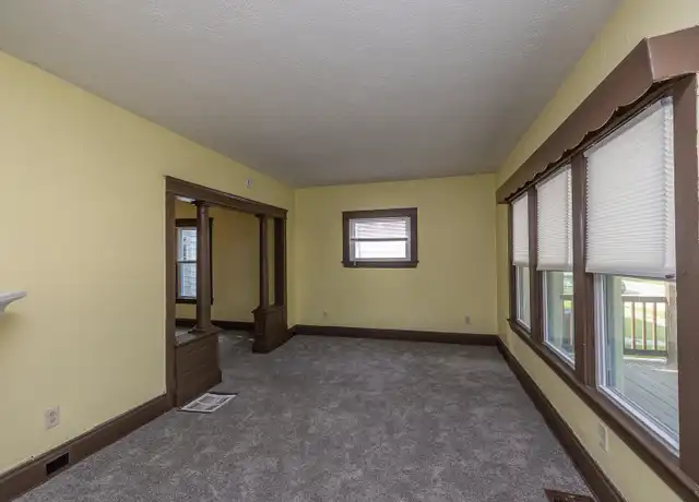 Property at 2887 E 112th St, Cleveland, OH, 44104, 3 beds, 1 bath, [object Object]