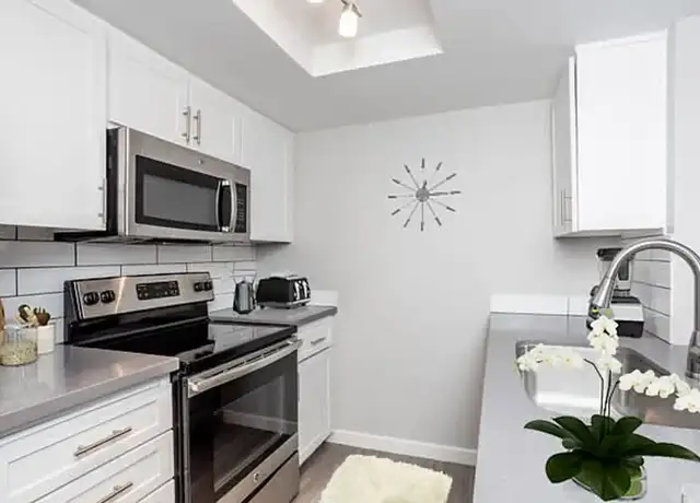 Photo of 1699 E Washington St, Colton, CA 92324