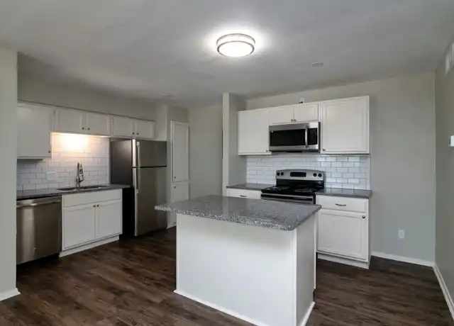 Property at 8037 W Elizabeth Ln #117, Fort Worth, TX, 76116, 1 bed, 1 bath, [object Object]
