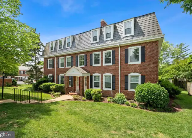 Property at 3008 S Abingdon St Unit C2, Arlington, VA, 22206, 1 bed, 1 bath, [object Object]