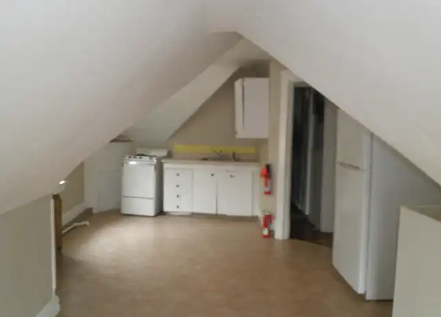 Property at 1801 E 4th St, Duluth, MN, 55812, 2 beds, 1 bath, [object Object]