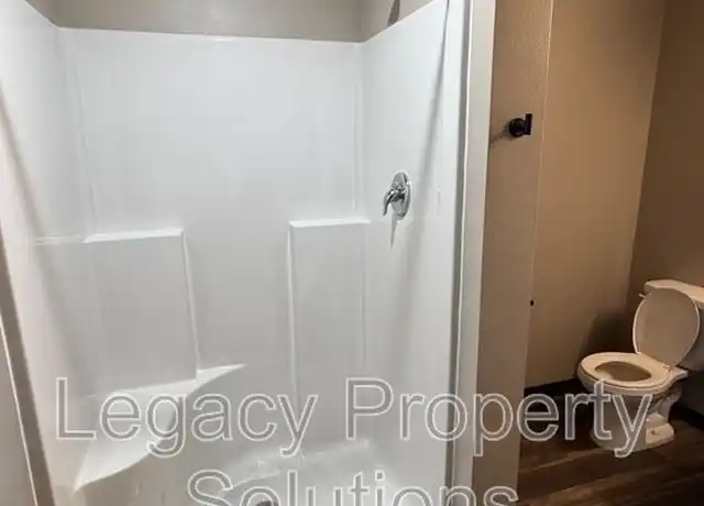 Property at 220 E Greenfield Ln Unit B-206, Bismarck, ND, 58503, 2 beds, 2 baths, [object Object]