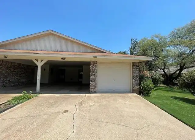 Property at 919 Terry Trl, Weatherford, TX, 76086, 2 beds, 1 bath, [object Object]