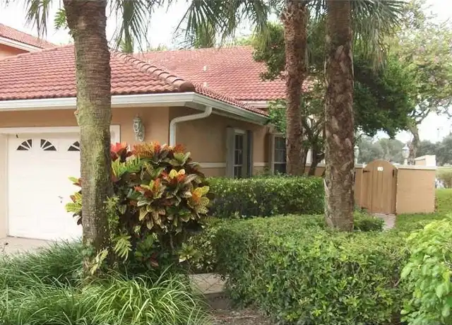 Property at 4105 Carriage Dr Unit J4, Pompano Beach, FL, 33069, 3 beds, 3 baths, [object Object]