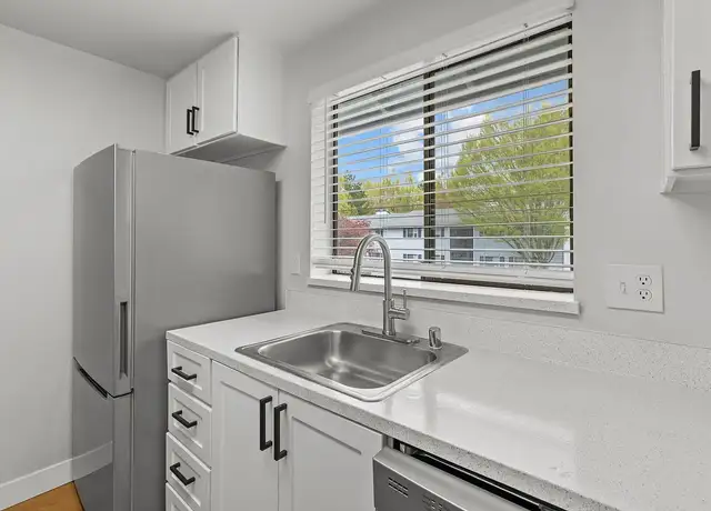 Photo of 4600 Davis Ave S, Renton, WA 98055