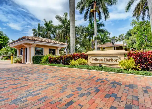 Property at 270 Captains Walk, Delray Beach, FL, 33483, 2 beds, 3 baths, [object Object]