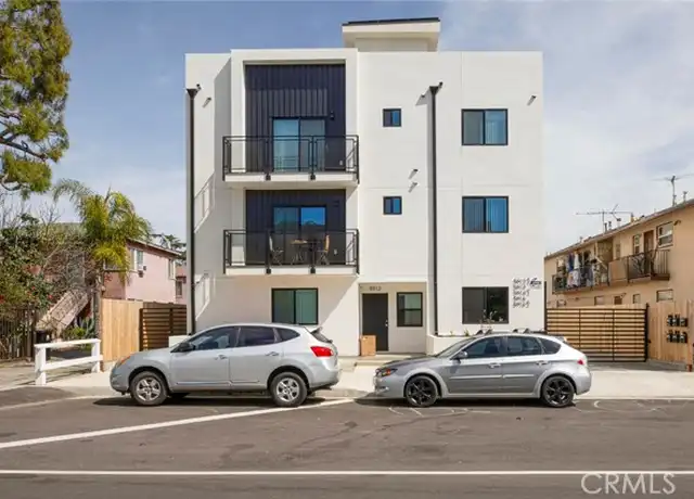 Property at 5914 N Tujunga Ave, Sun Valley, CA, 91352, 3 beds, 3.5 baths, [object Object]