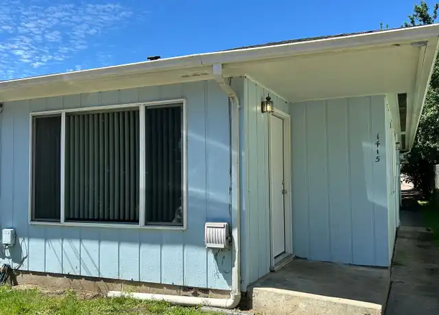 Property at 1413 Home Ct, Kelso, WA, 98626, 2 beds, 1 bath, [object Object]