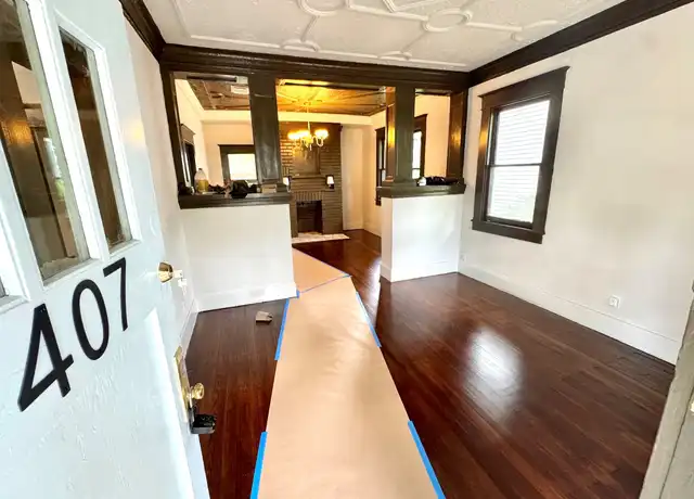 Property at 407 Cordell St, Houston, TX, 77009, 2 beds, 1 bath, [object Object]