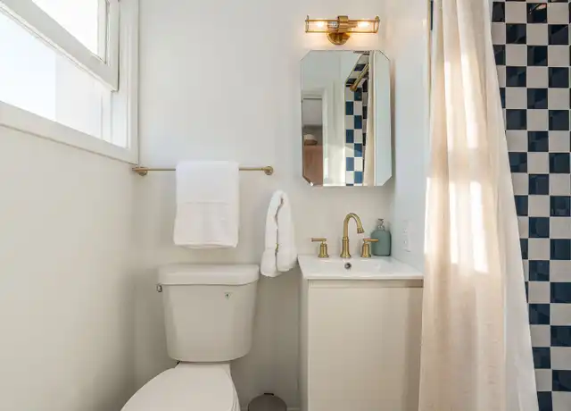 Property at 202 E Wilson Ave Unit 217, Glendale, CA, 91206, 0 beds, 1 bath, [object Object]