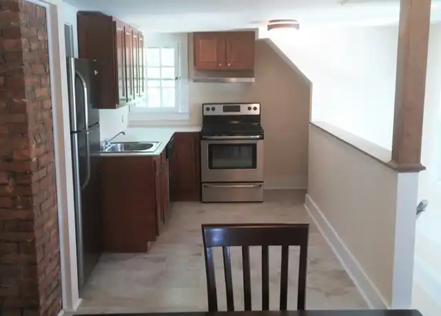 Property at 131 Dell St Unit 133, Syracuse, NY, 13210, 4 beds, 1 bath, [object Object]