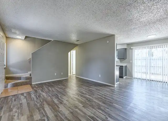 Property at Cedar Ridge Townhomes - 2082 Knoll Crest Dr, Arlington, TX, 76014, 2-3 beds, 1-2 bath, [object Object]