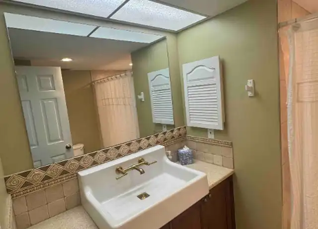 Property at 203 Esther St, Naples, FL, 34104, 4 beds, 2 baths, [object Object]