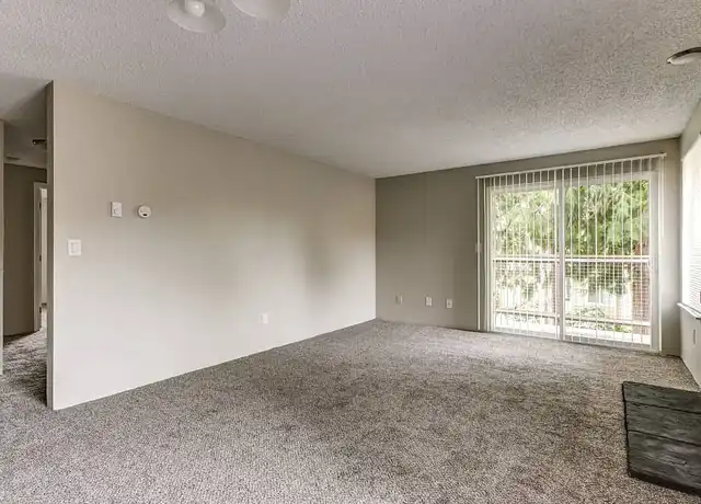 Property at Hillcrest Estates - 1007 130th St SW, Everett, WA, 98204, 1-2 bed, 1-2 bath, [object Object]