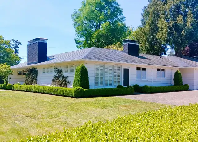 Property at 4405 SW 78th Ave, Portland, OR, 97225, 3 beds, 2.5 baths, [object Object]