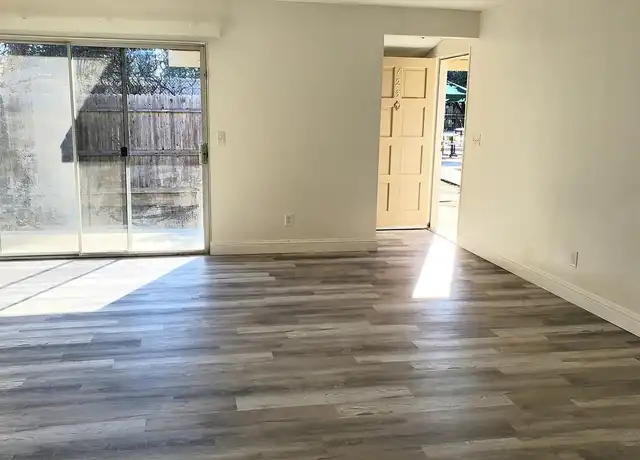 Property at Sierra Meadows - 139 W Portals Ave, Clovis, CA, 93612, 2 beds, 1 bath, [object Object]