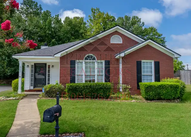 Property at 5702 Stoneridge Dr, Columbus, GA, 31909, 3 beds, 2 baths, [object Object]