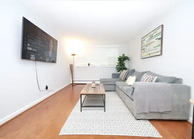 Property at 11 Cogswell Ave #6, Cambridge, MA, 02140, 2 beds, 1 bath, [object Object]