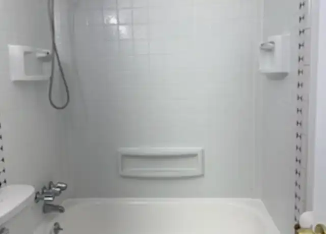 Property at 3218 Wisconsin Ave Unit B8, Washington, DC, 20016, 1 bed, 1 bath, [object Object]