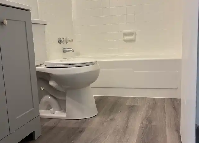 Property at 3218 Wisconsin Ave Unit B8, Washington, DC, 20016, 1 bed, 1 bath, [object Object]