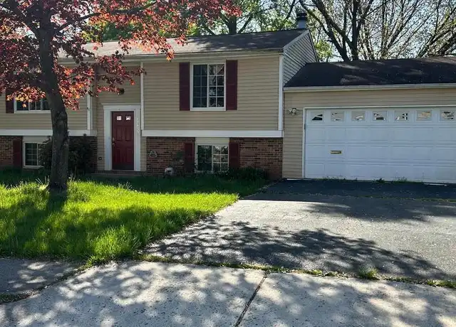 Property at 12835 Pinecrest Rd, Herndon, VA, 20171, 4 beds, 2 baths, [object Object]