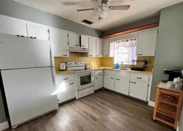Property at 4511 87th Street Ct W Unit 4513, Bradenton, FL, 34210, 2 beds, 1 bath, [object Object]